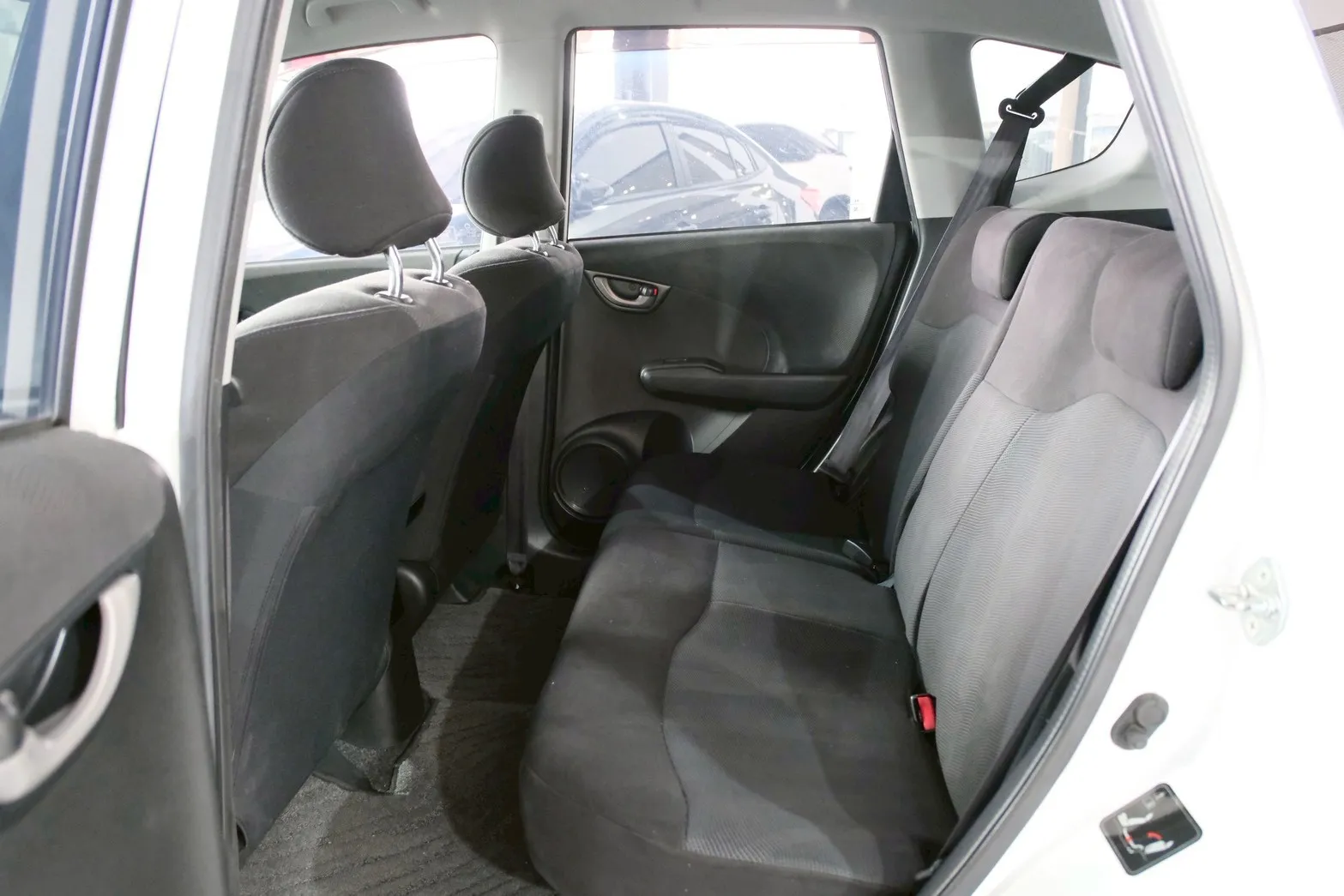 ⚪ 2010 Honda Fit 1.5 VTi-S 白色