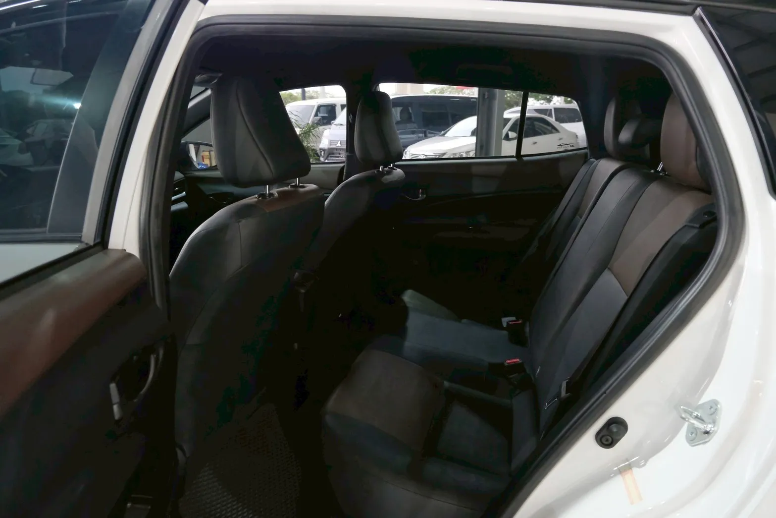 ⚪ 2021 Toyota Yaris Crossover 1.5 豪華版 白色