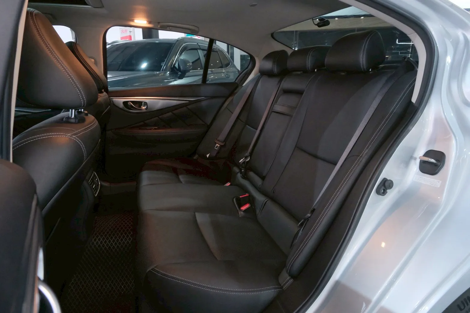 ⚪ 2019 Infiniti Q50 2.0t 旗艦款 銀色