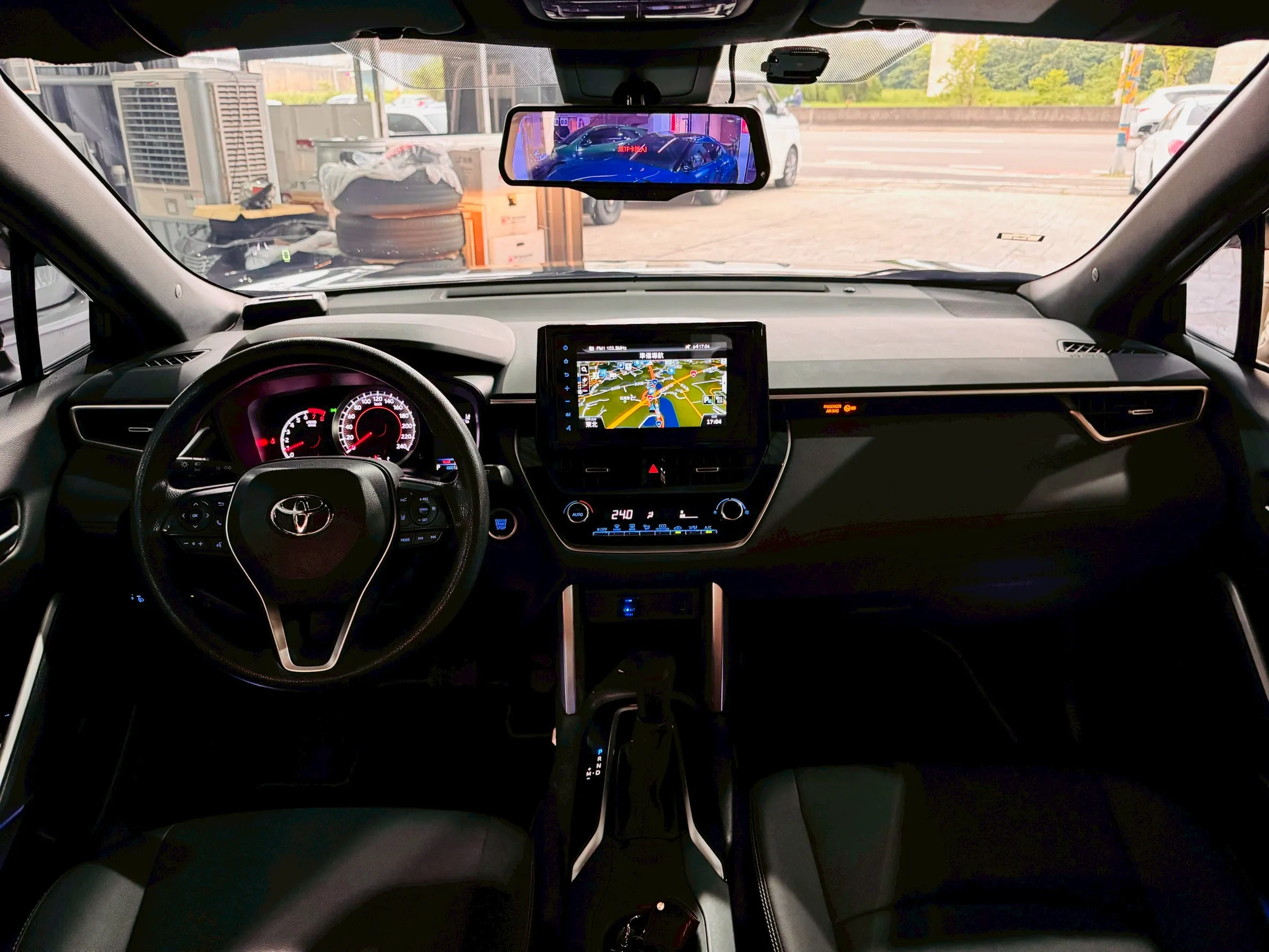 ⚪ 2021 Toyota Corolla Cross 豪華汽油版 黑色