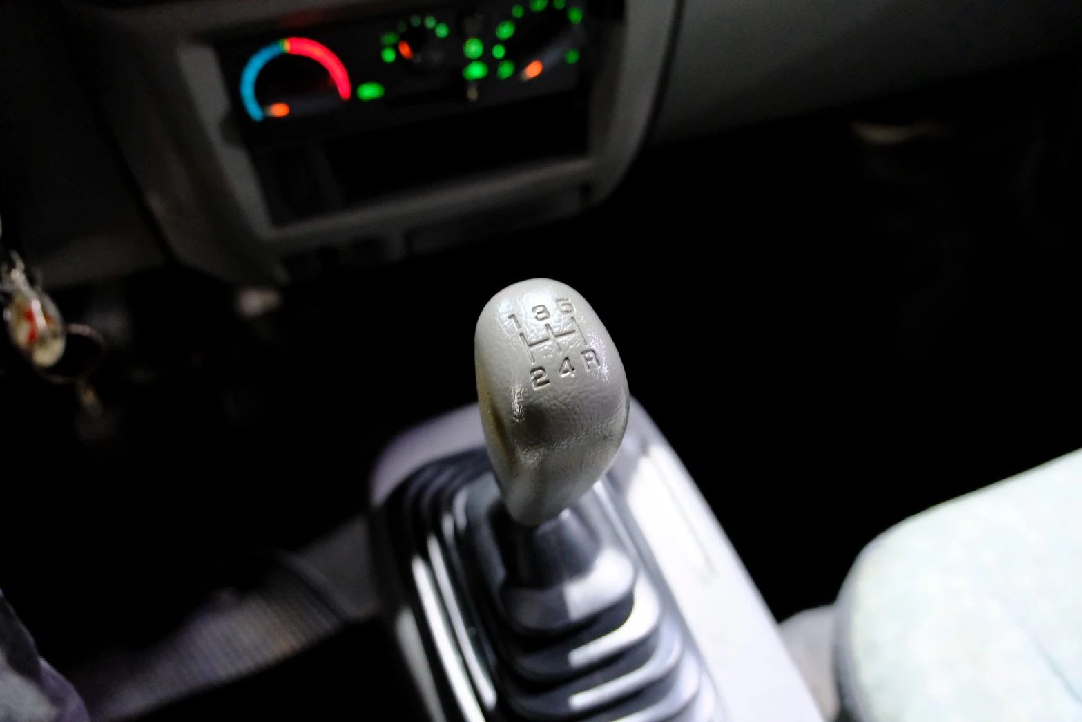 ⚪ 2018 中華汽車 VERYCA 1.3 手排 2WD 常溫廂 白色