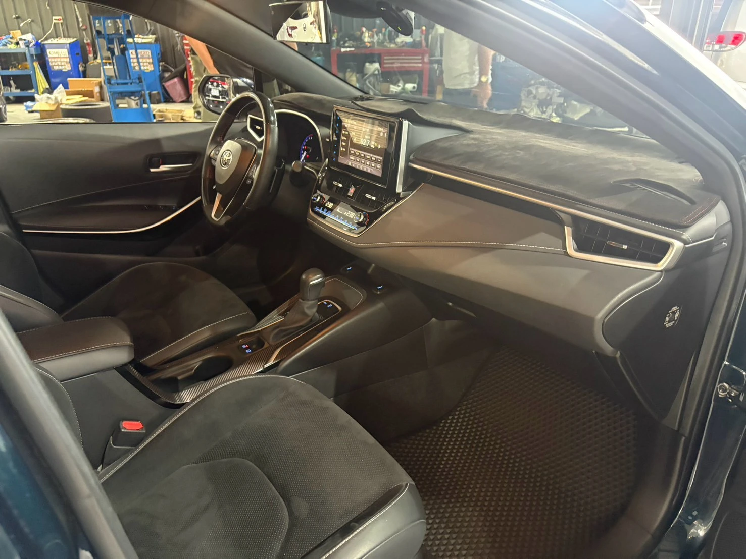 ⚪ 2019 Toyota Auris 2.0 旗艦版 藍色