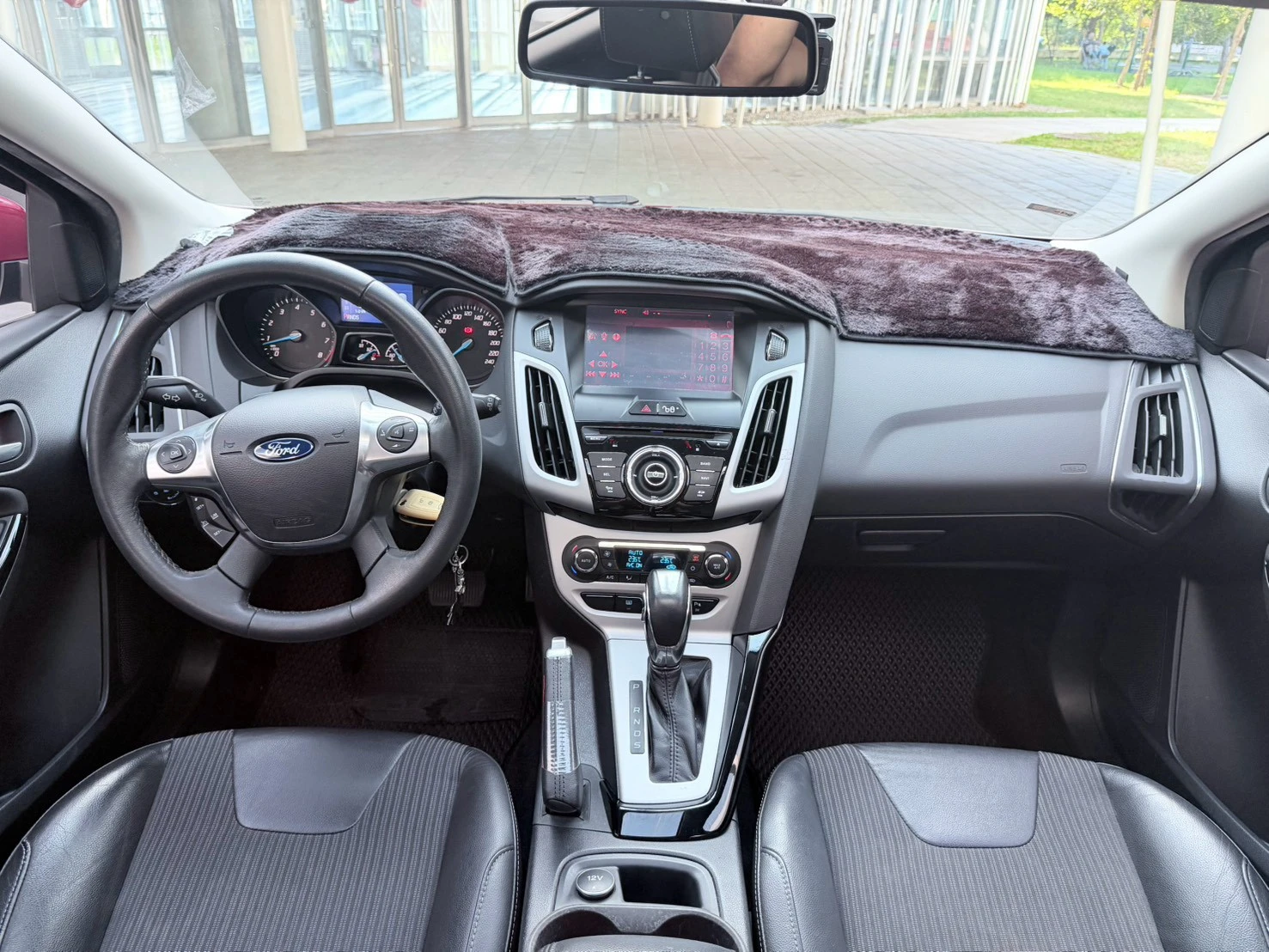 ⚪ 2014 Ford Focus 5D 2.0 汽油運動型 紅色