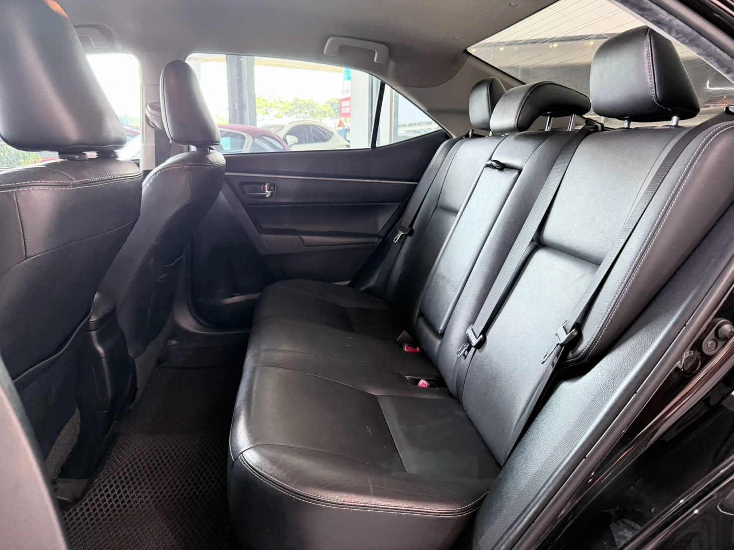 ⚪ 2014 Toyota Corolla Altis 1.8 經典版 黑色