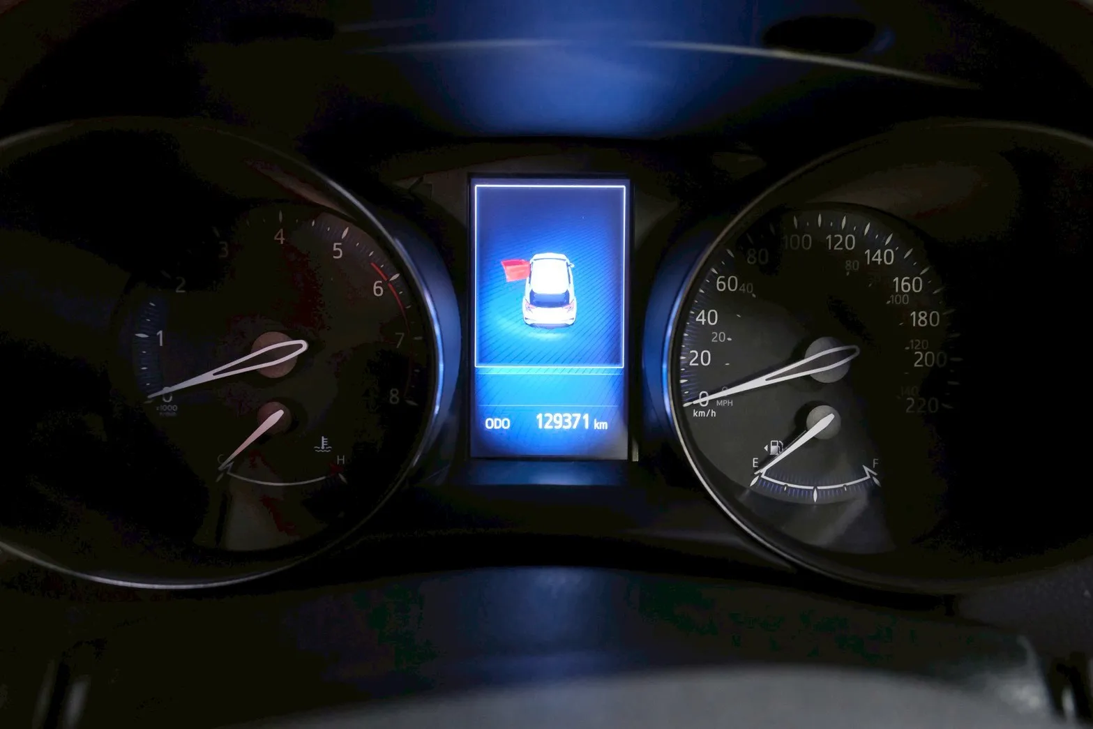 ⚪ 2017 Toyota C-HR 1.2 經典版 黑頂白