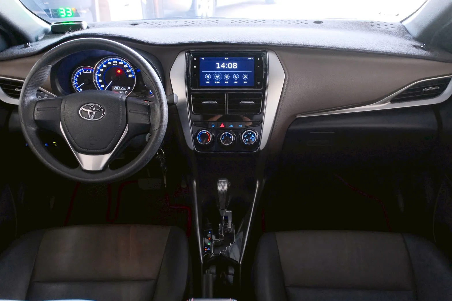 ⚪ 2020 Toyota Yaris Crossover 1.5 經典 白色