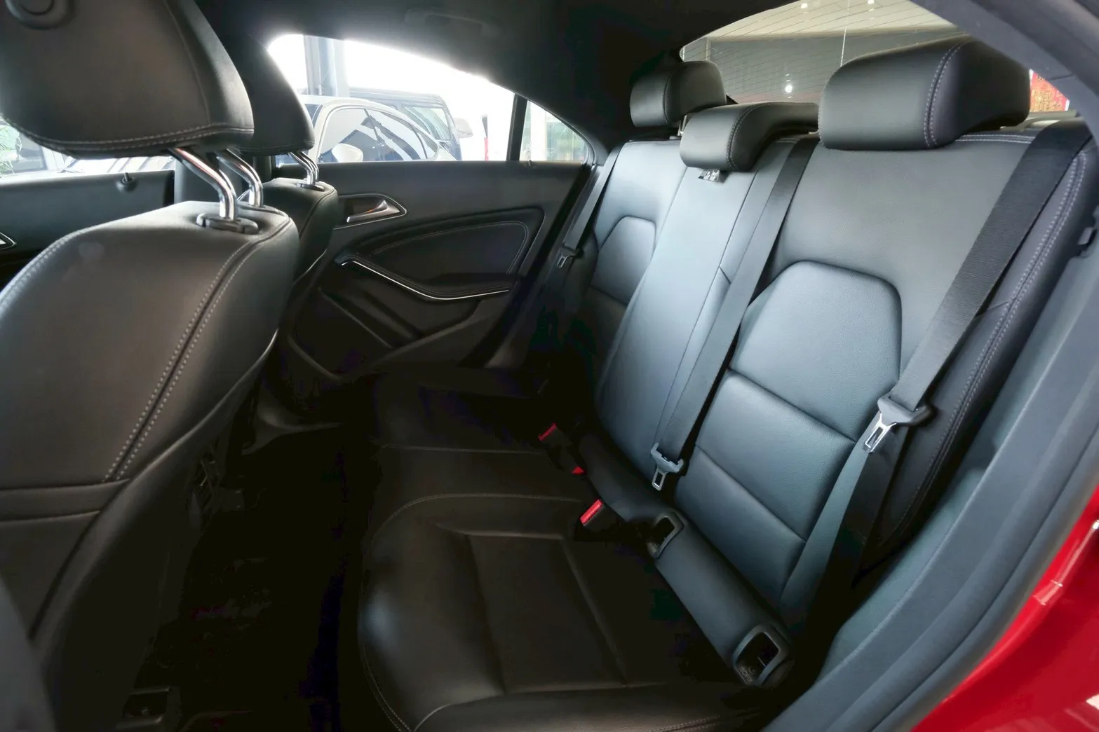 ⚪ 2018 M-Benz CLA-Class CLA200 紅色