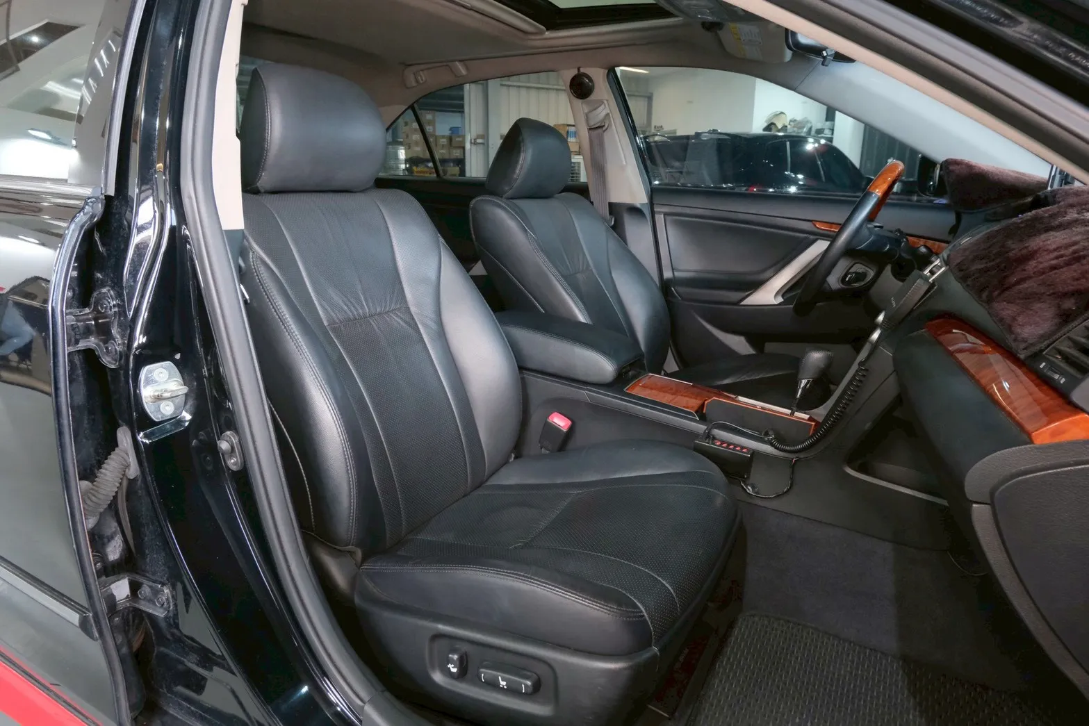 ⚪ 2009 Toyota Camry 2.4 G 黑色