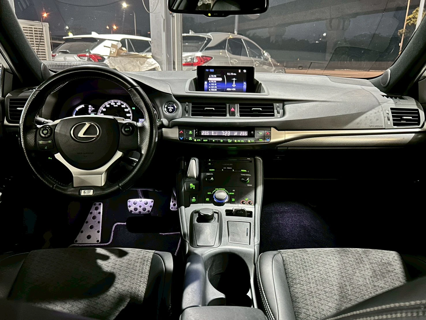 ⚪ 2016 Lexus CT 200h F Sport 菁英版 白色