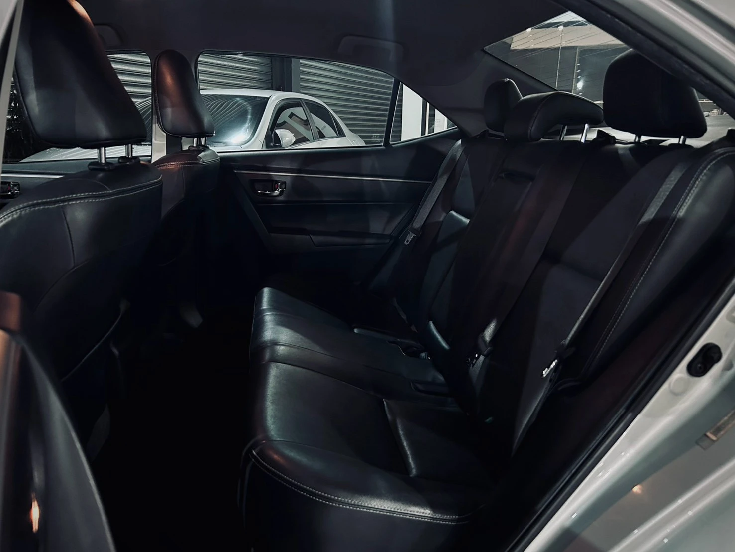 ⚪ 2014 Toyota Corolla Altis 1.8 經典版 銀色