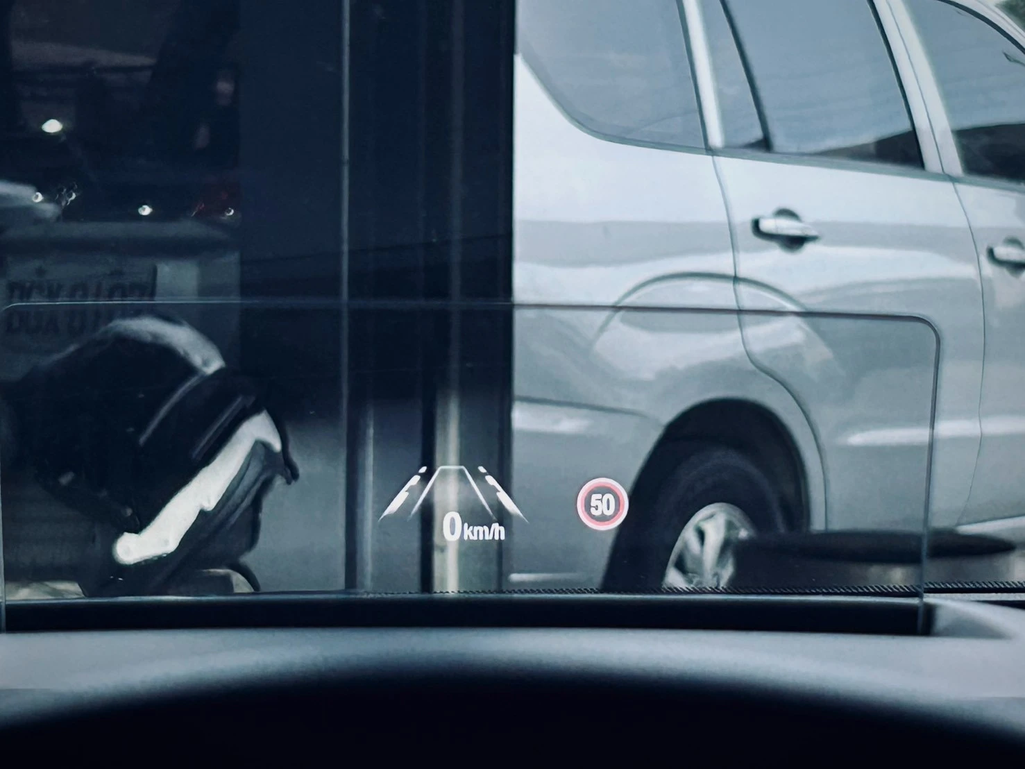 ⚪ 2020 Ford Focus 5D ST-Line Lommel 藍色