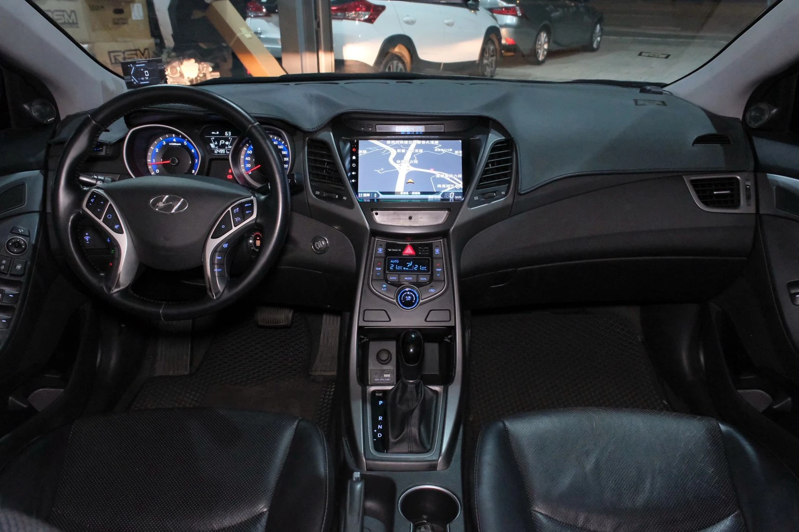 ⚪ 2015 Hyundai Elantra EX 豪華型 白色