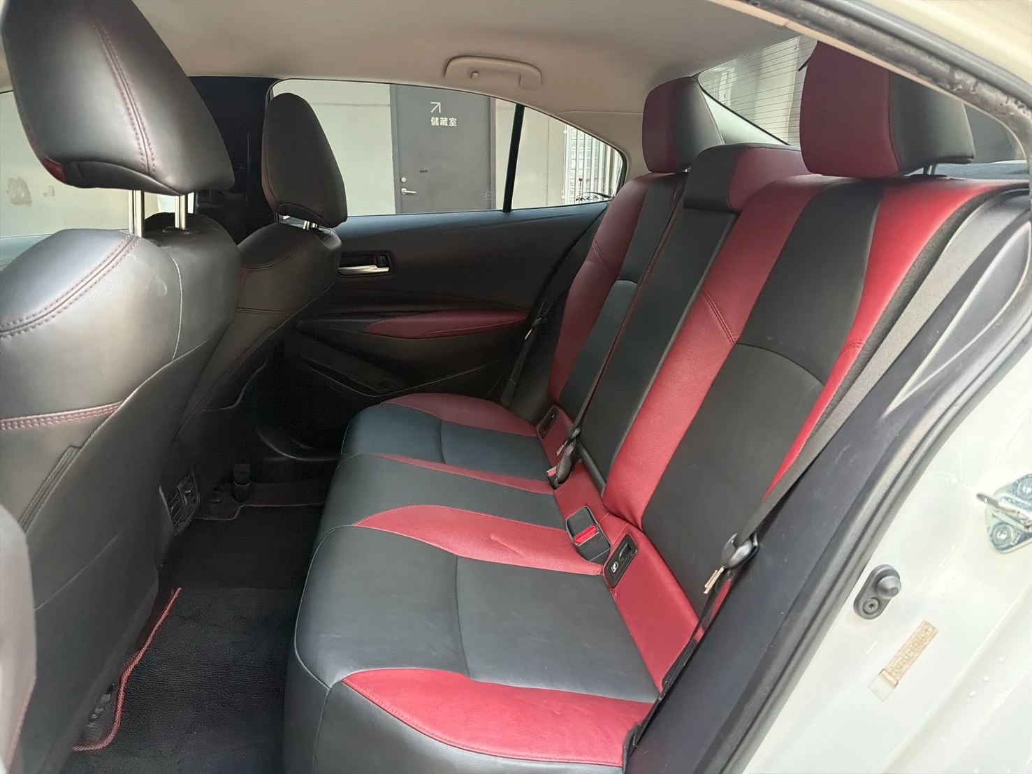 ⚪ 2020 Toyota Corolla Altis 1.8 GR Sport 白色