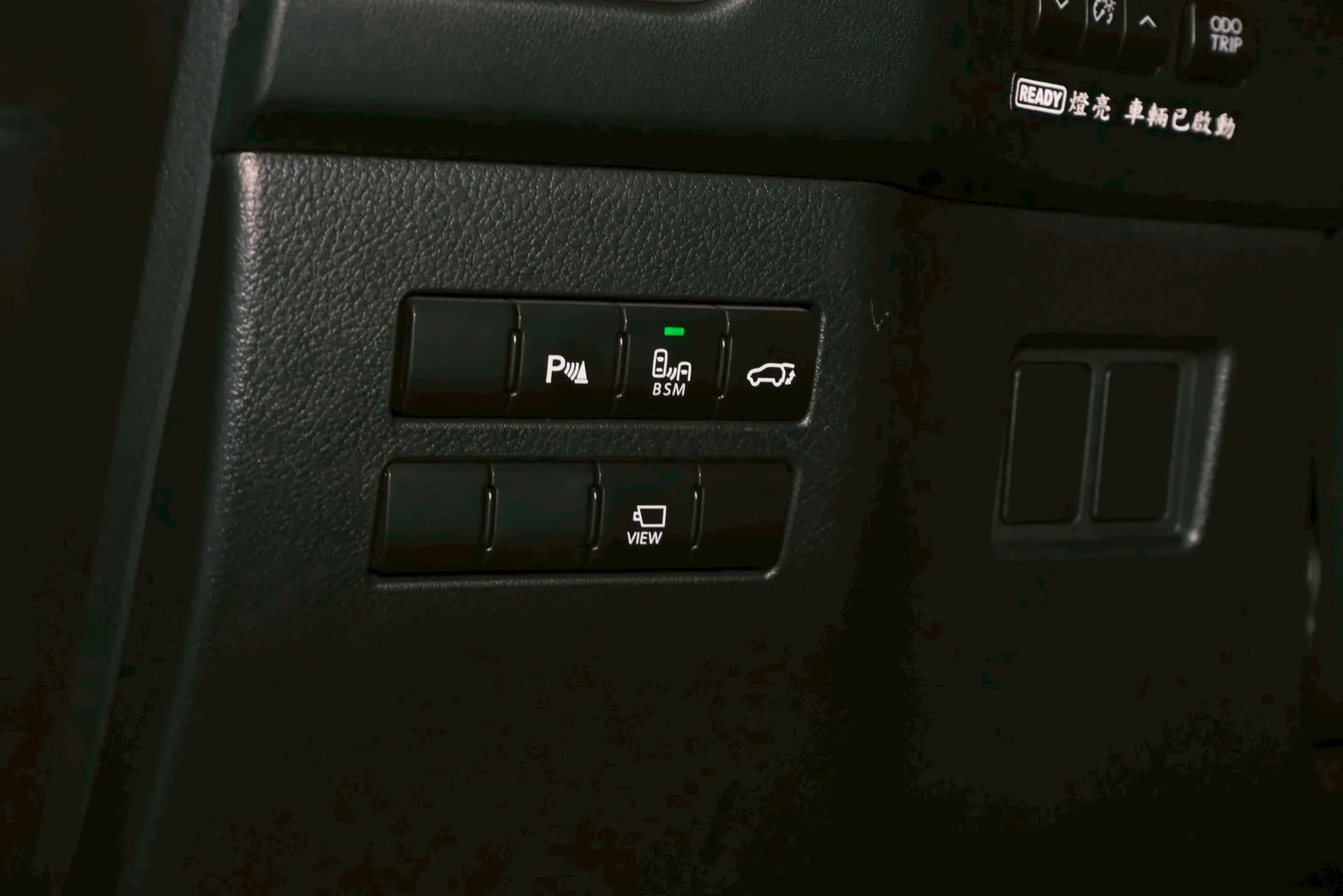 ⚪ 2015 Lexus NX300h F Sport版 黑色