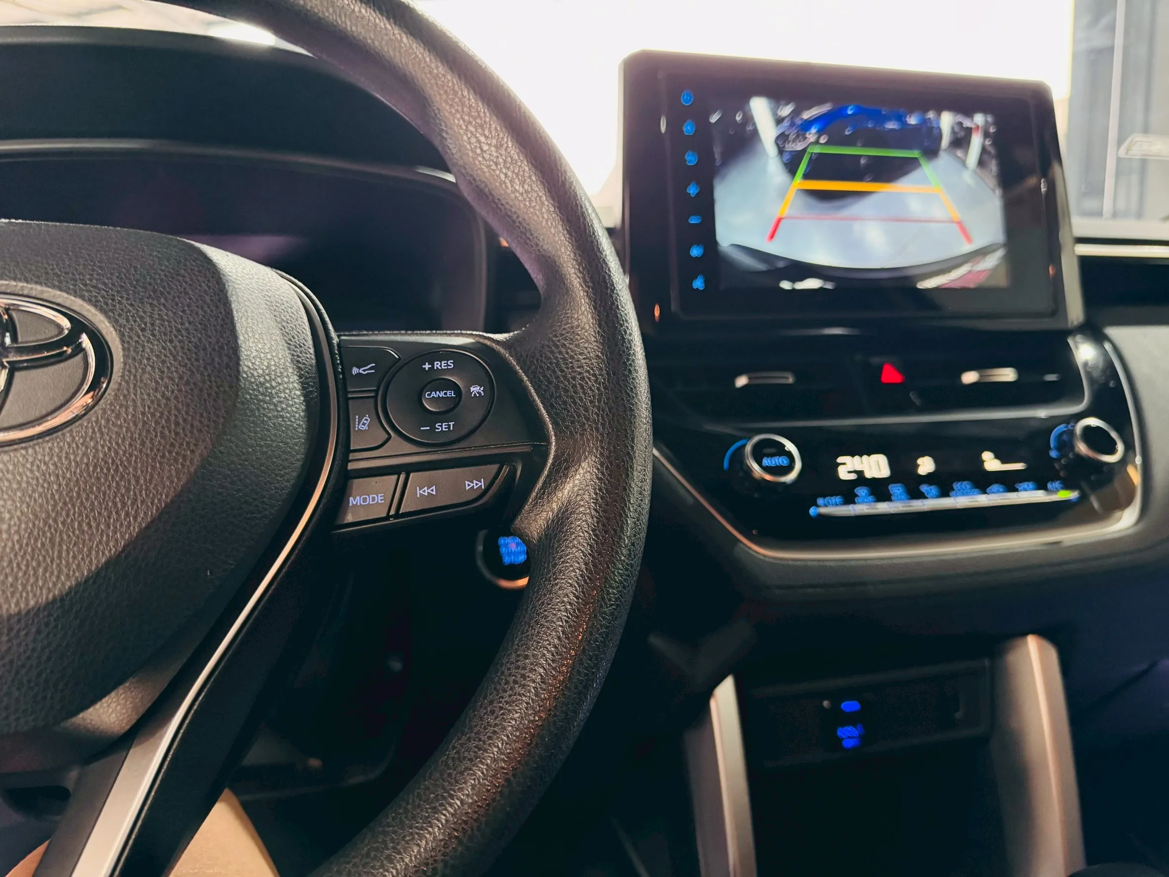 ⚪ 2021 Toyota Corolla Cross 豪華汽油版 黑色