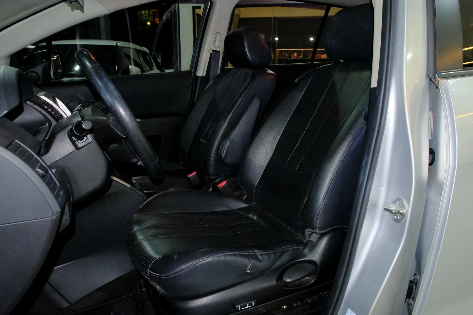 ⚪ 2009 Mazda 5 2.0 尊爵型 七人座 銀色