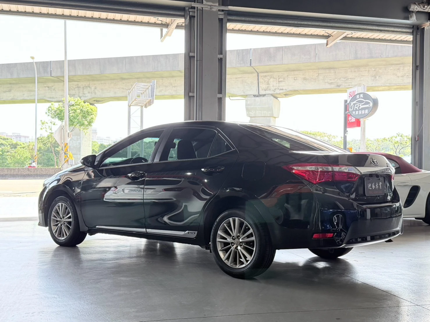 ⚪ 2014 Toyota Corolla Altis 1.8 經典版 黑色