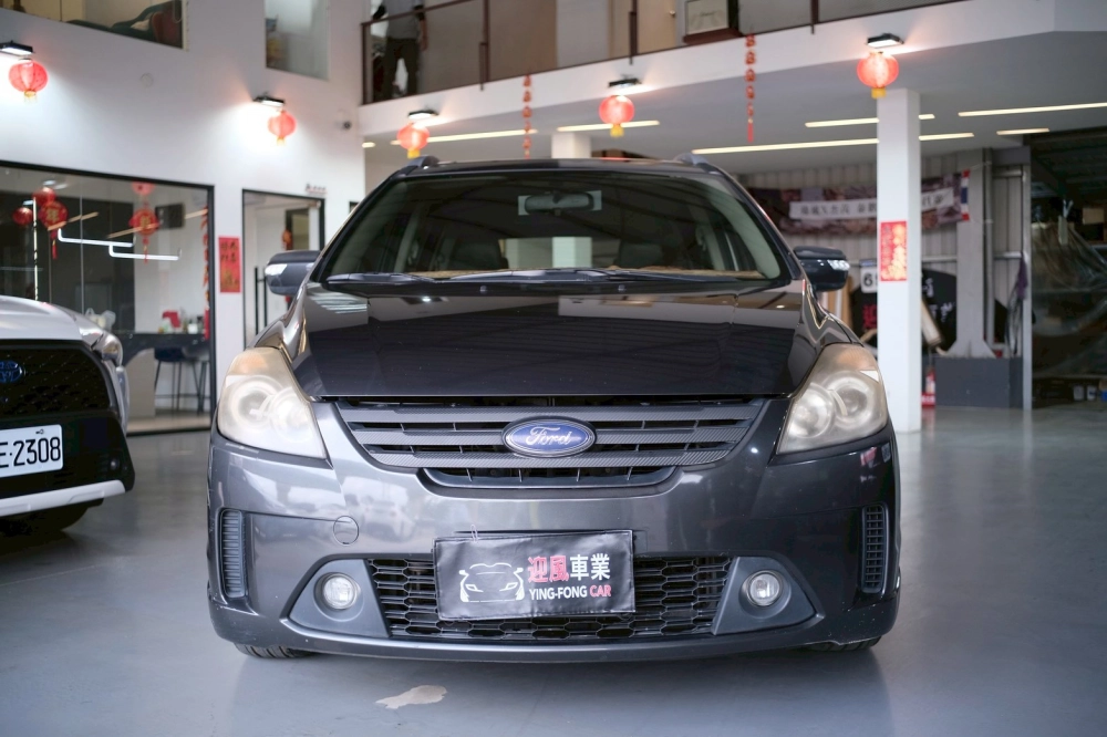 ⚪ 2010 Ford i-Max Ghia+ 七人座 灰色