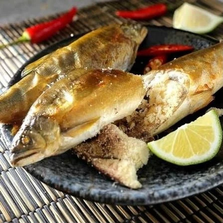 爆蛋母香魚