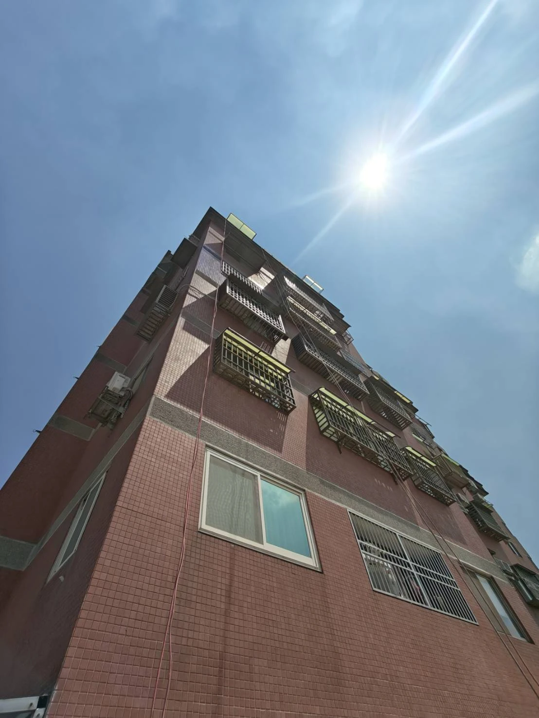 彰化縣-彰化市大樓｜外牆滲水｜外牆磁磚|透明防水工程