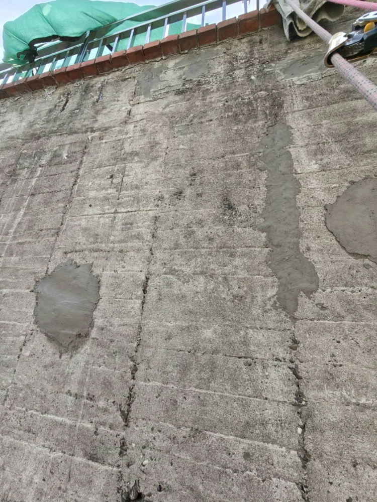 彰化縣-彰化市｜外牆龜裂澎共滲水｜泥作修補｜防水修繕工程