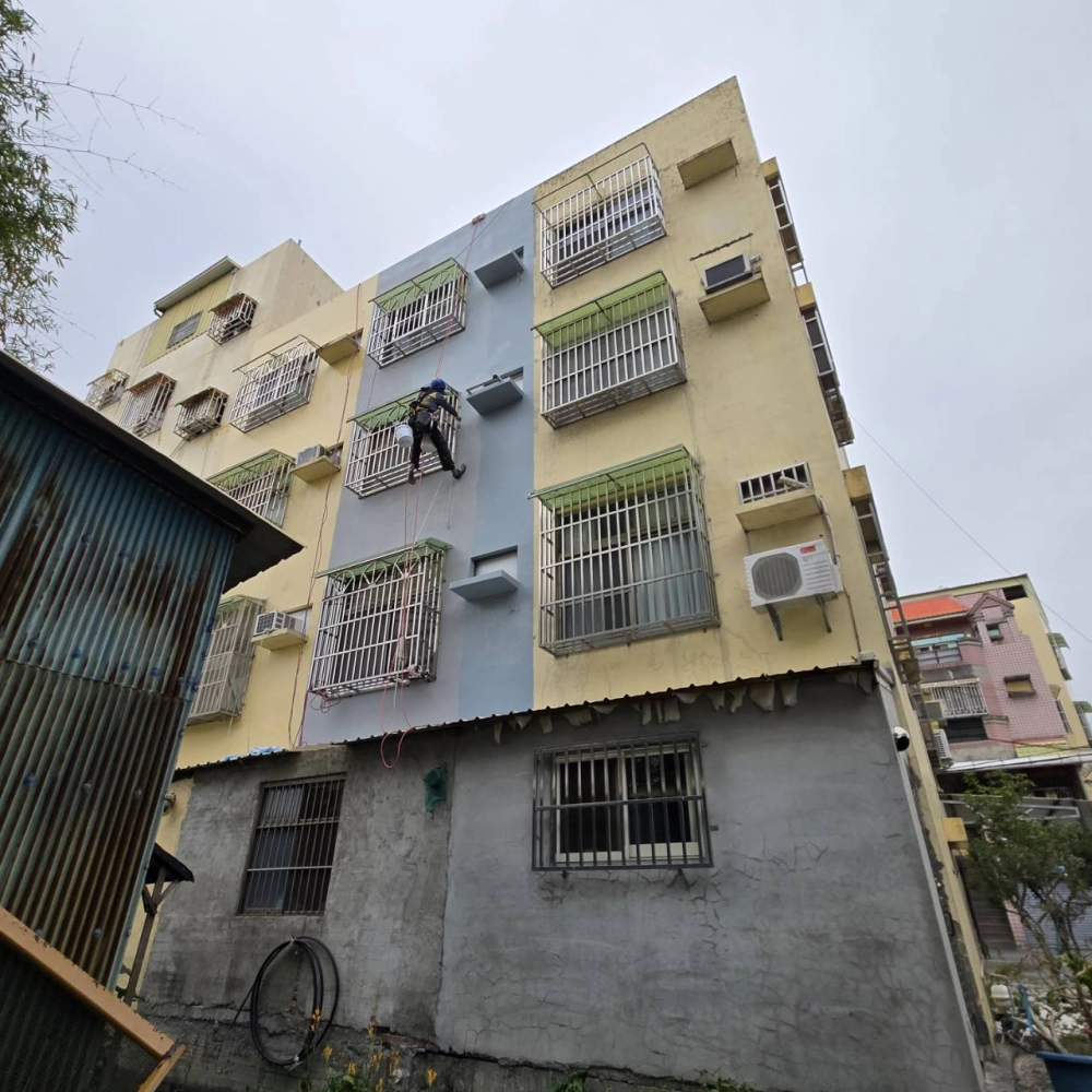 彰化縣-員林市｜外牆龜裂滲水｜拉皮泥作｜防水修繕工程