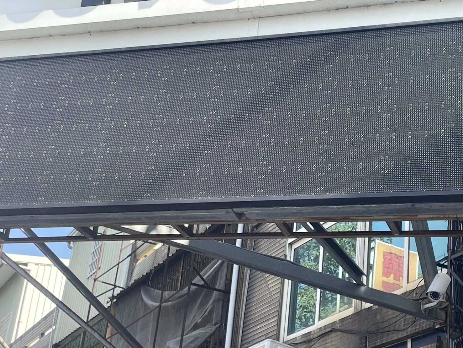 中彰投LED字幕機維修案例｜戶外跑馬燈大範圍不亮修復完成