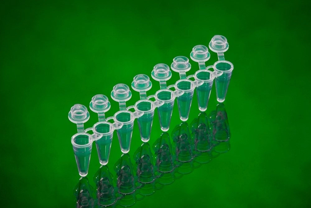 0.1 mL 平頭獨立按蓋八連排 PCR 微量管