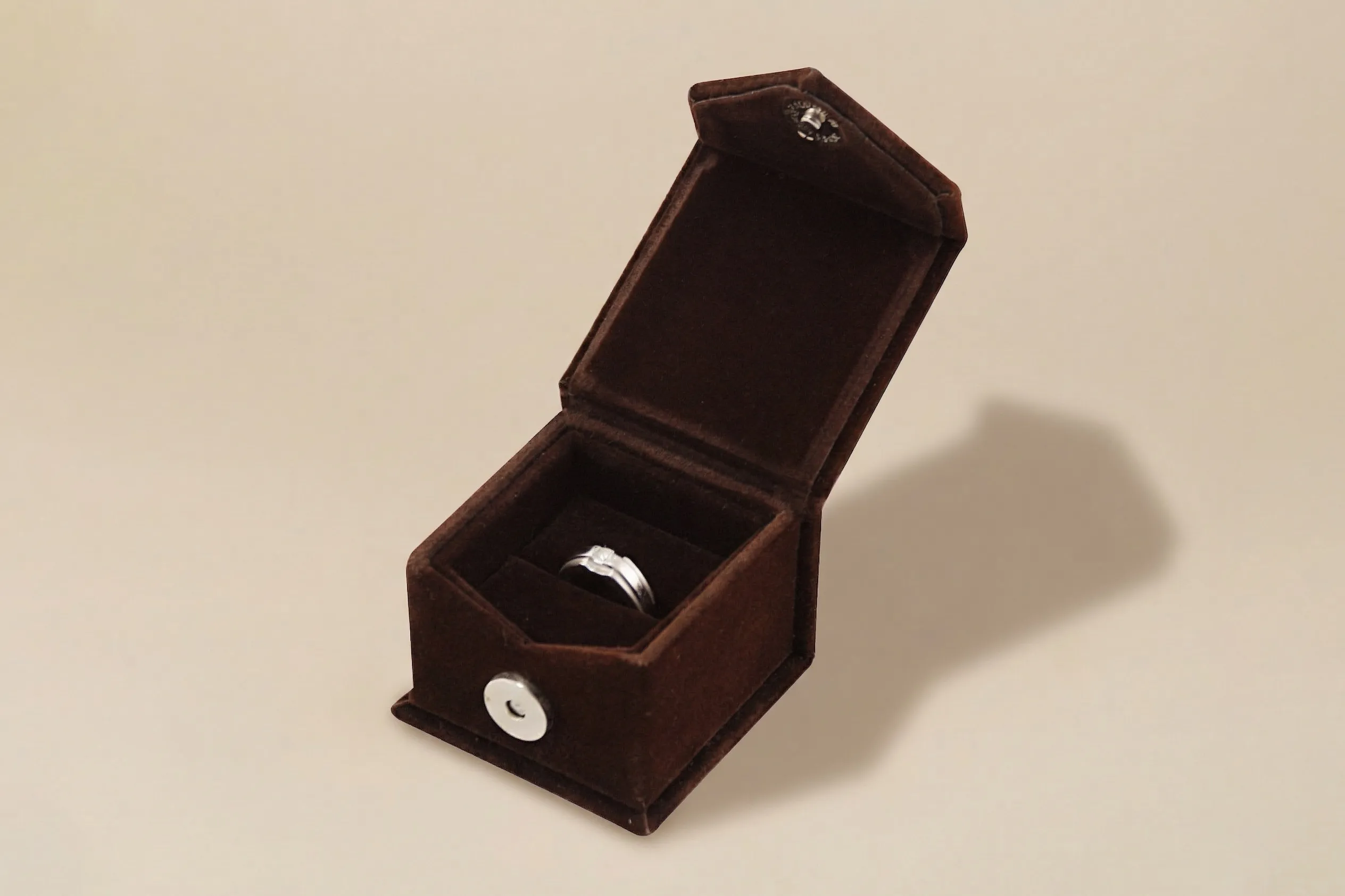 磁釦絨布戒指盒