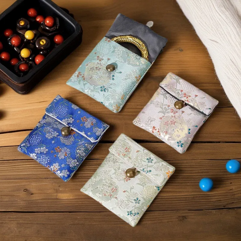 繡花結釦袋 (半圓釦)