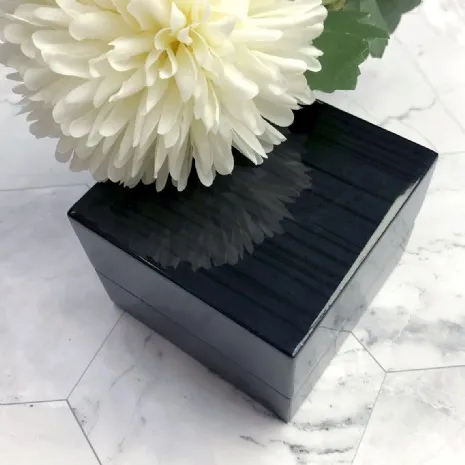 黑檀木烤漆戒指盒
