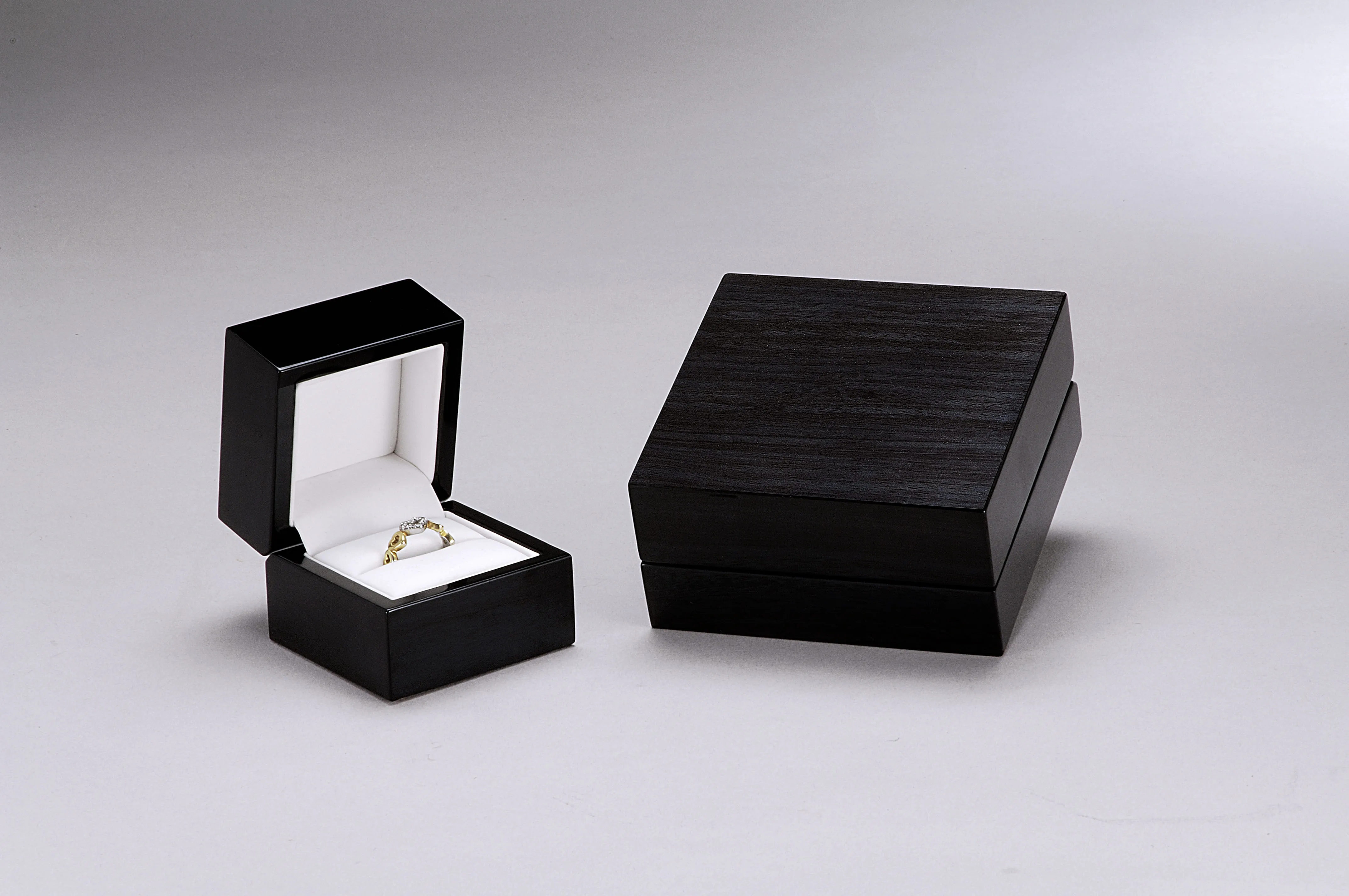 黑檀木烤漆戒指盒(小)