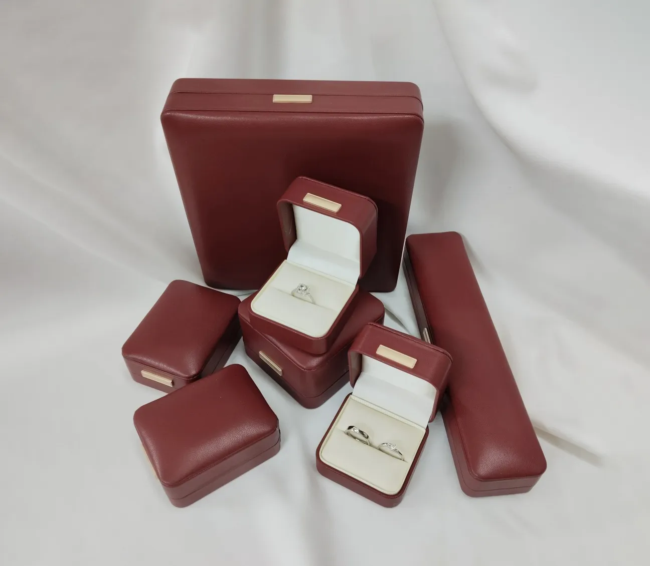 經典永恆皮革套鍊盒