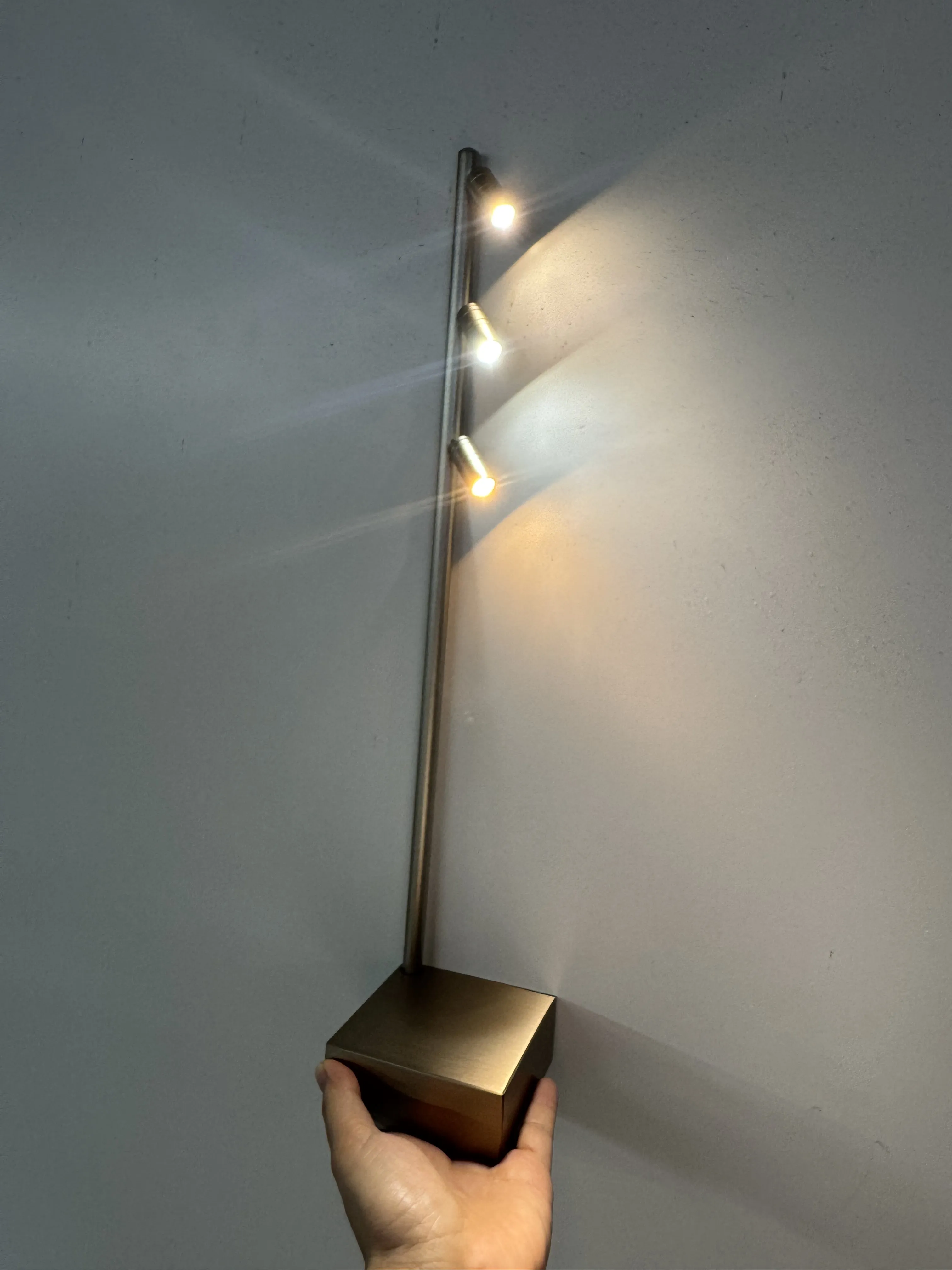 高級珠寶混光充電檯燈