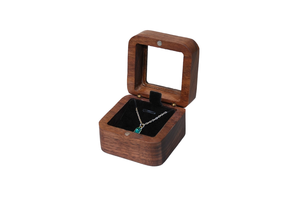 開窗方型北美胡桃項墜盒