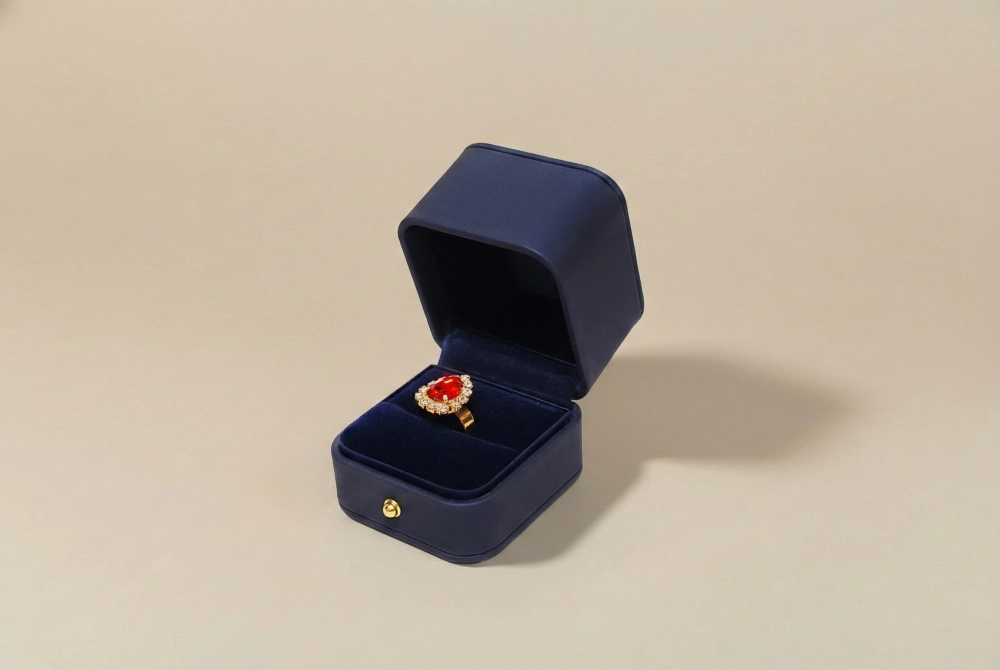 圓角裝飾戒指盒 皮質