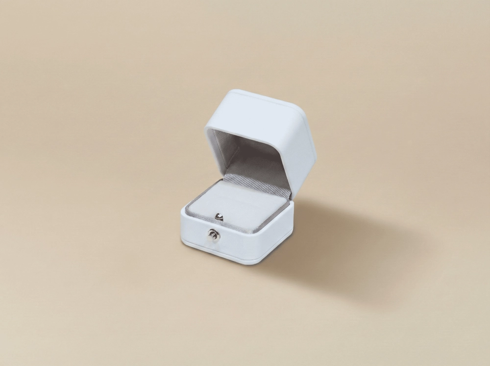 蒂芙妮金屬釦戒指盒