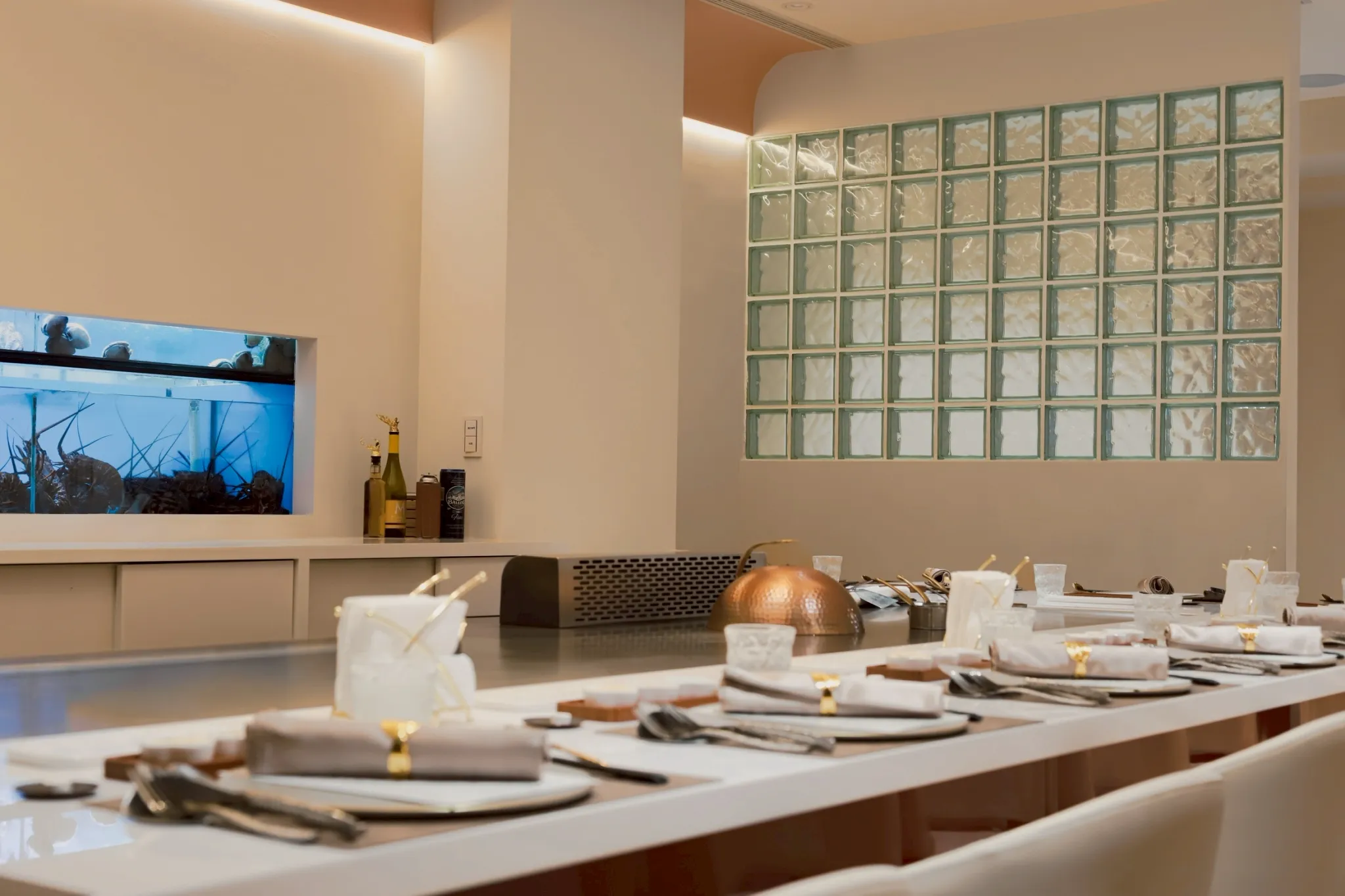 商業空間設計要先做招牌還是先做室內？