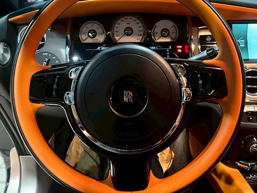 Rolls-Royce 四輪定位調整