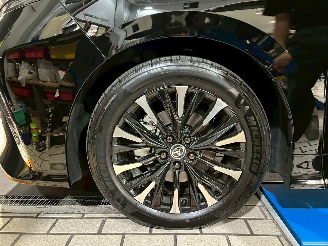 Toyota Alphard Hybrid 升級KONI 變色龍避震器