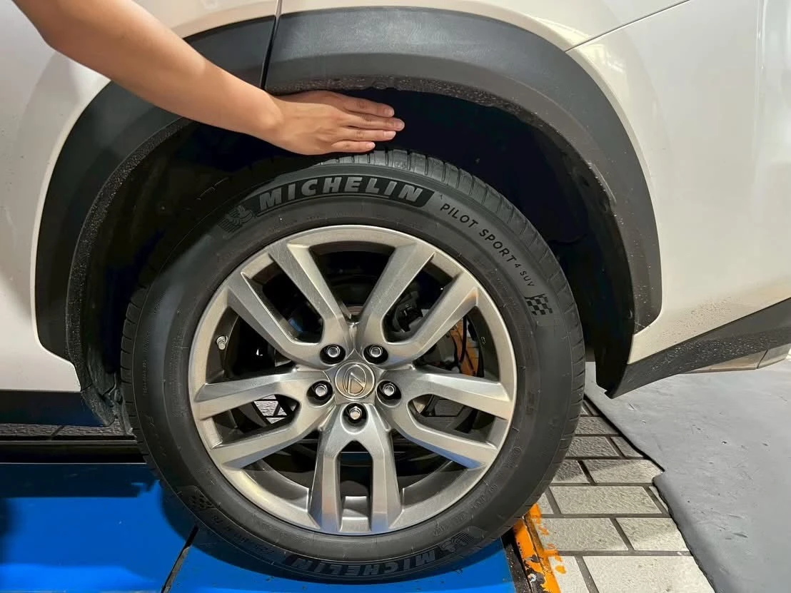 Lexus NX200t 改裝BC Racing BR系列避震器