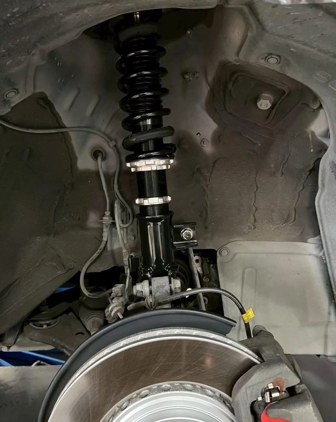 Lexus NX200t 改裝BC Racing BR系列避震器