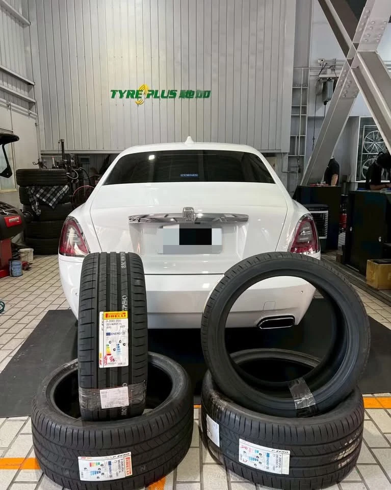 Rolls-Royce Ghost 換上Pirelli P ZERO