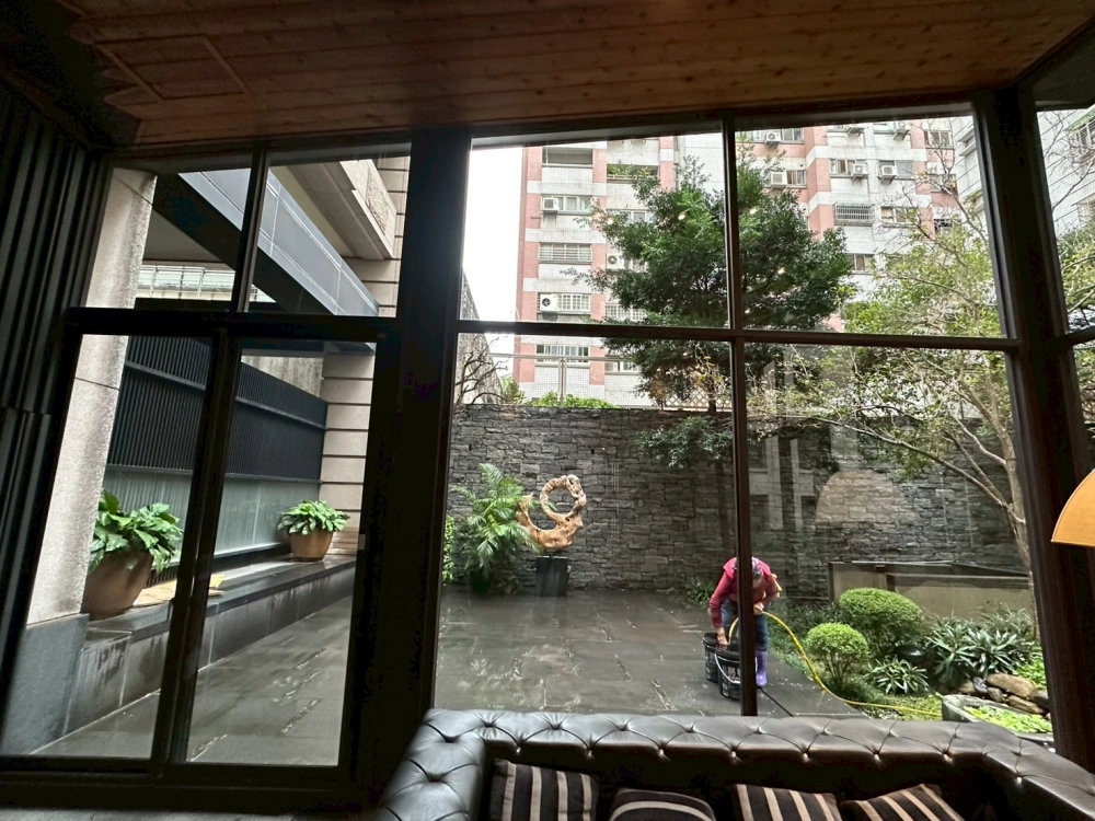 社區門面玻璃清潔