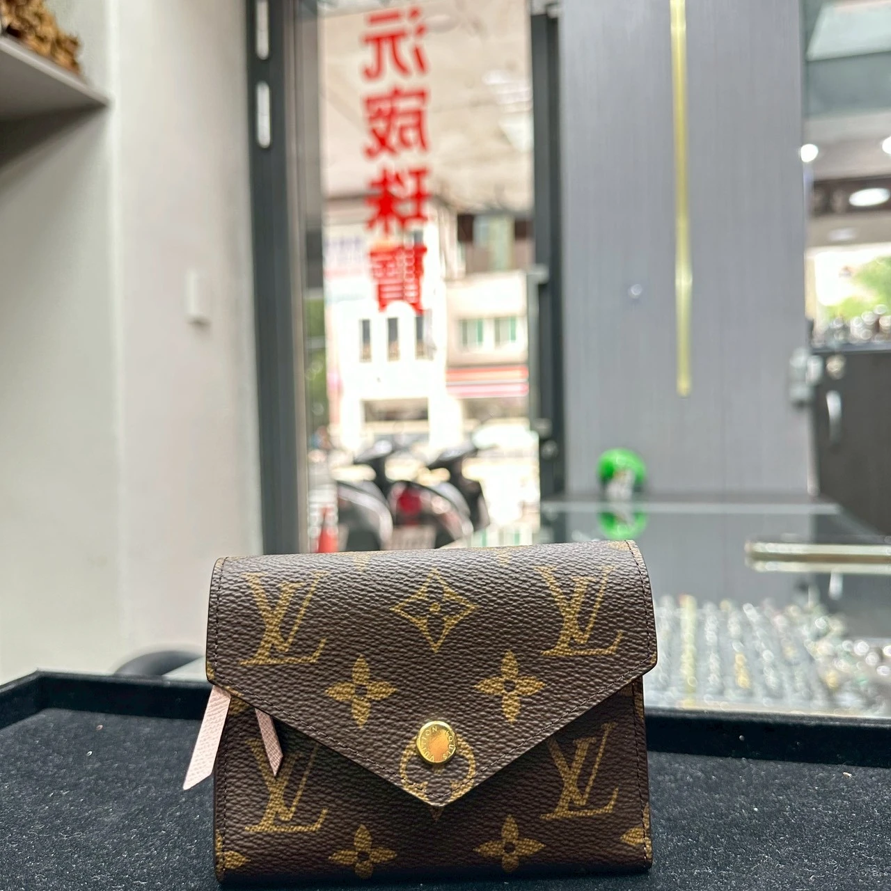 LV三折短夾 晶片款