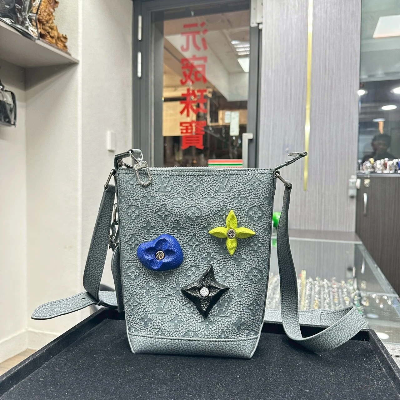 LV Climbing Hobo PM