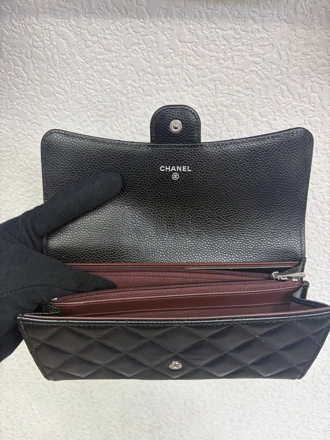 CHANEL 經典菱格紋荔枝皮銀釦長夾