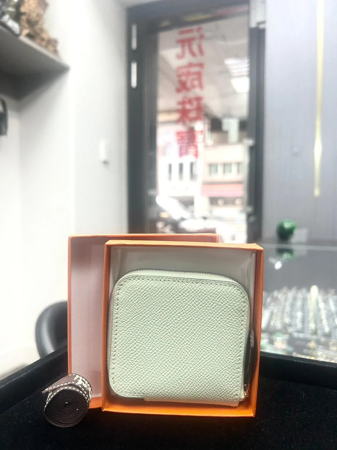 愛馬仕 Hermès Silk In Compact 絲巾短夾