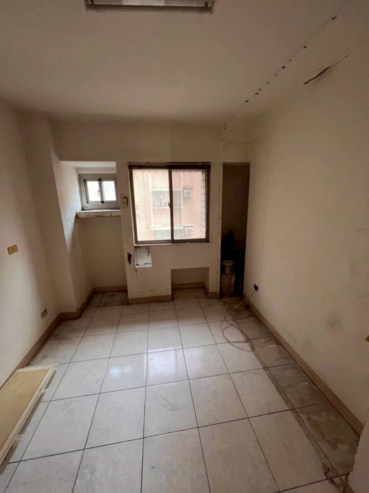 小港鳳福路全屋裝潢拆除