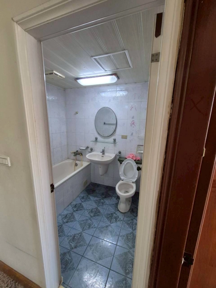 民權二路 大樓拆除 浴室打除